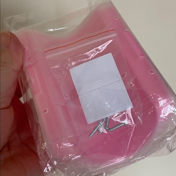 New pink Pet Set with scratcher - Picture 7 of 8